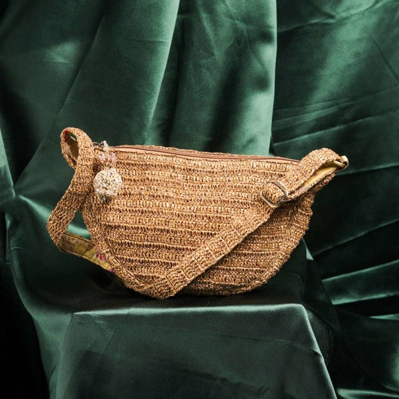 Nawaar Crossbody bag