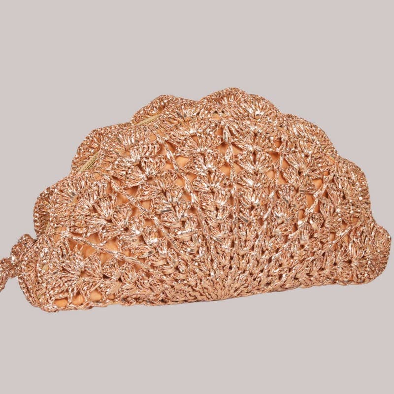 Shell clutch